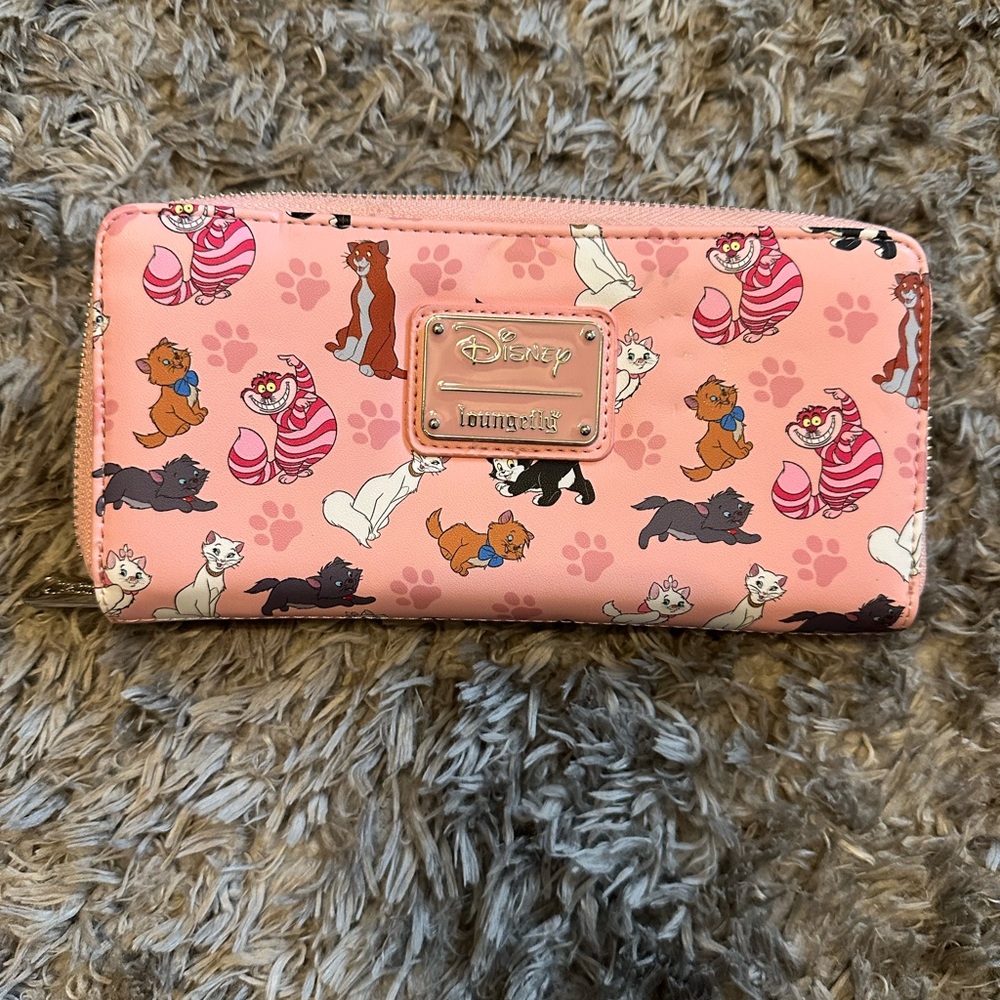 Disney Loungefly Pink Cat Wallet